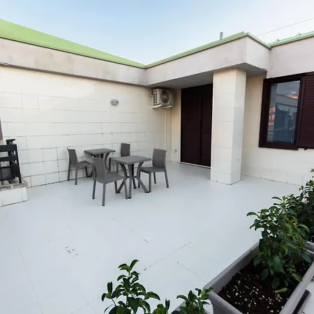 Couette-café Opera Foggia